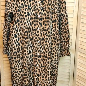 Plus size kapucnis, ocelotmintás ingruha/ing